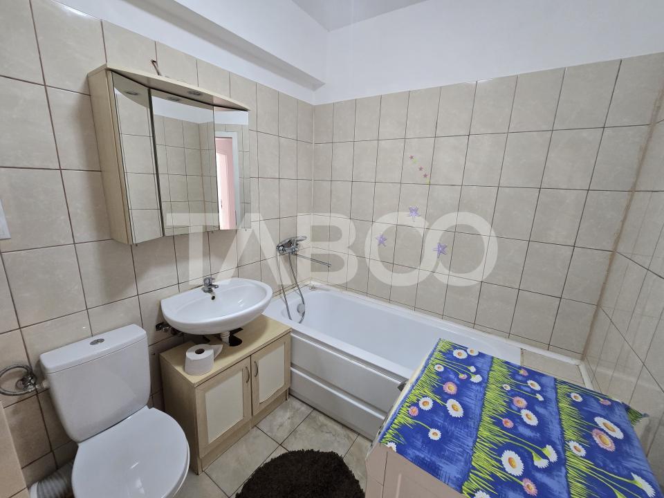 Apartament 3 camere 73 mpu balcon 6 m loc de parcare zona Turnisor
