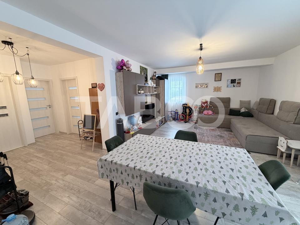 Apartament 3 camere 73 mpu curte 32 mp Str Radu Patrulius Arhitectilor