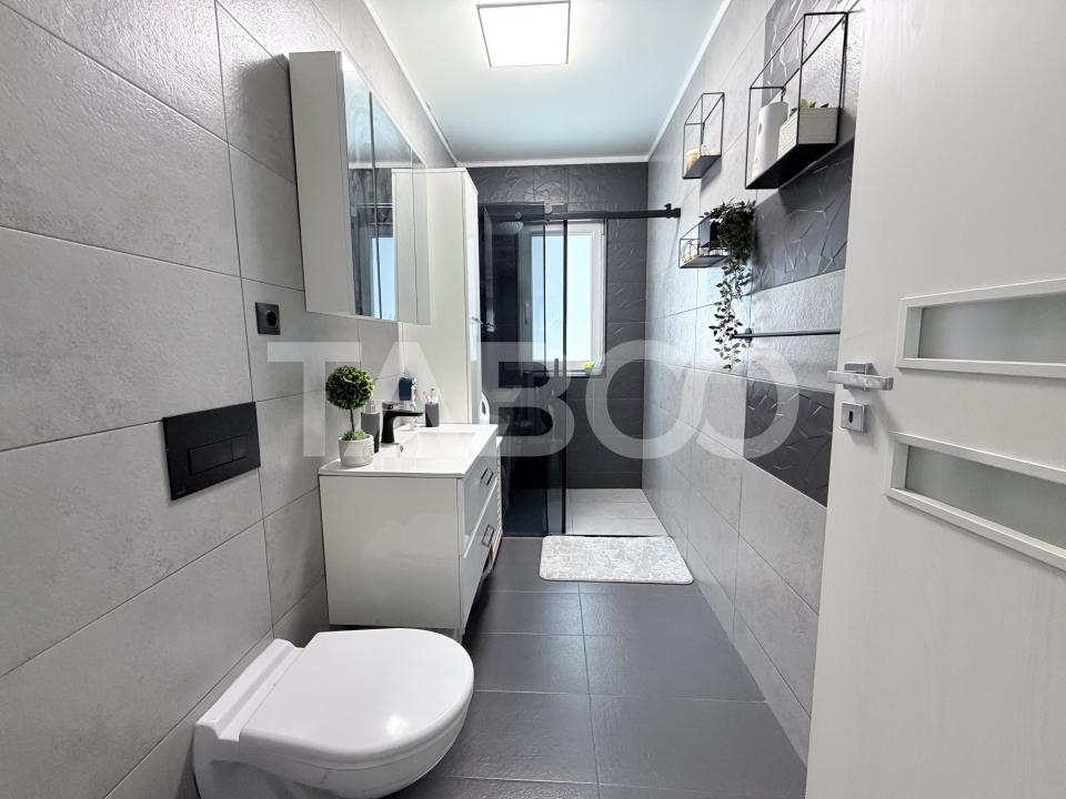 Apartament 3 camere 73 mpu curte 32 mp Str Radu Patrulius Arhitectilor