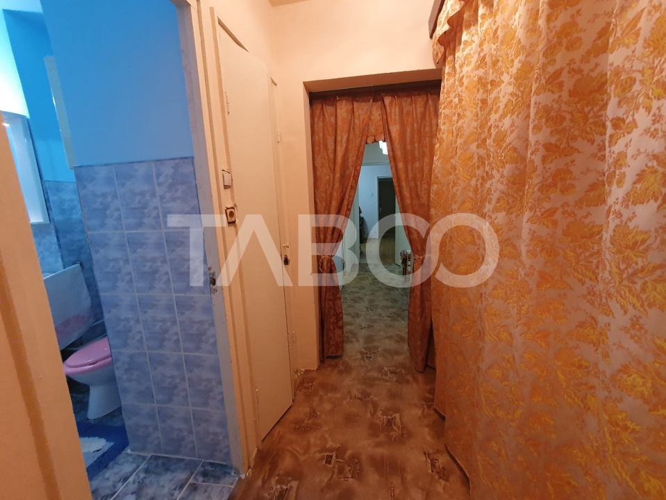 Apartament 3 camere 76 mp utili cu balcon 4 mp zona Tudor Vladimirescu
