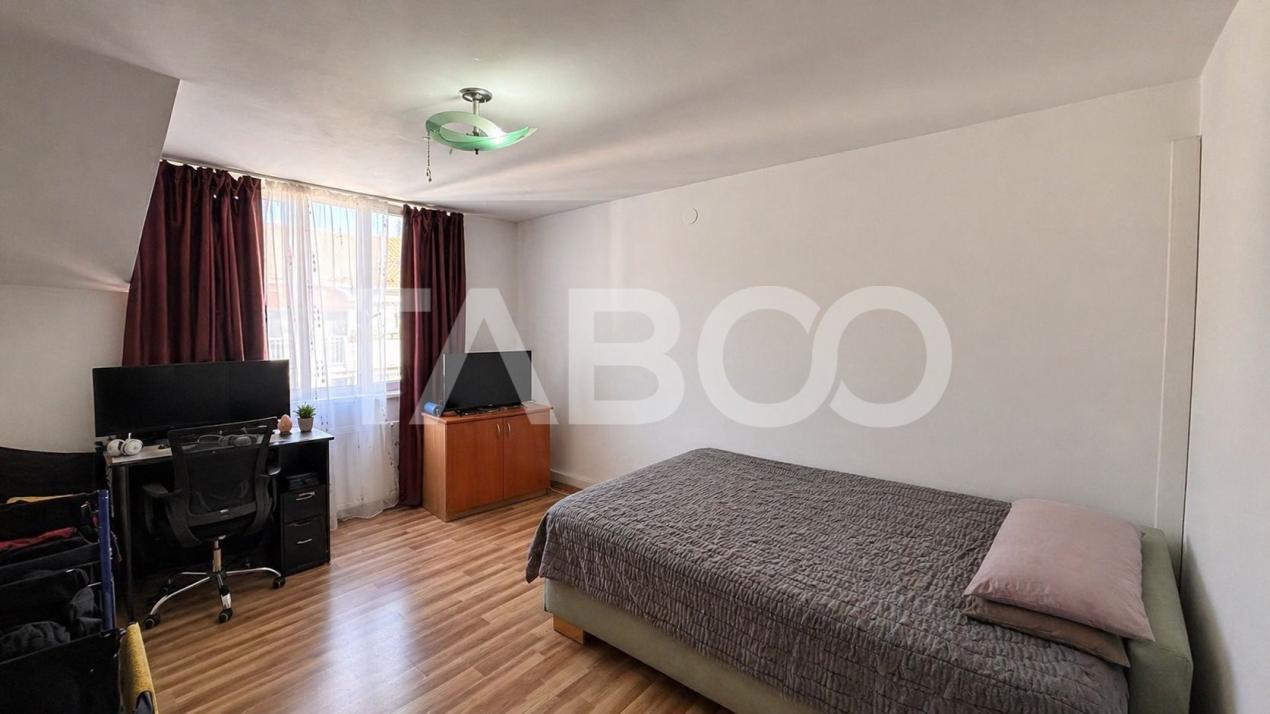 Apartament 3 camere 76 mpu +loc de parcare zona Terezian Sibiu