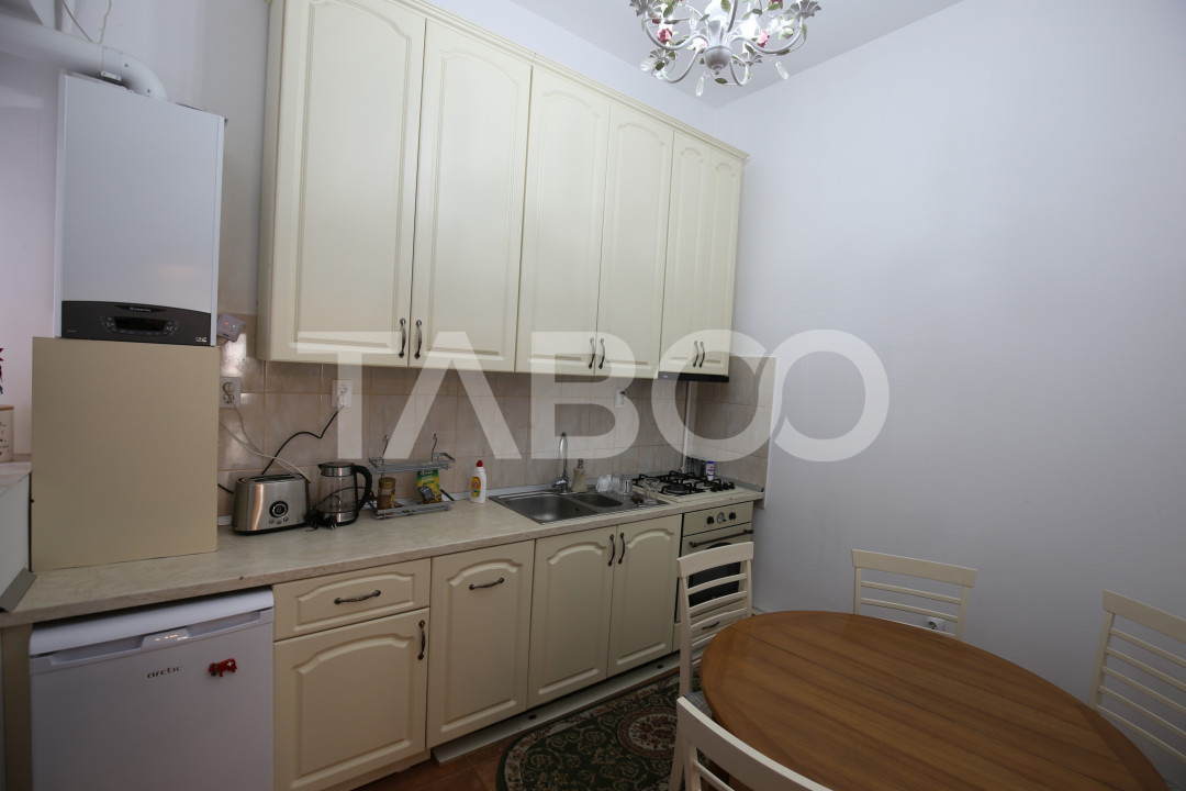 Apartament 3 camere 77mp de inchiriat cu parcare Ultracentral Sibiu