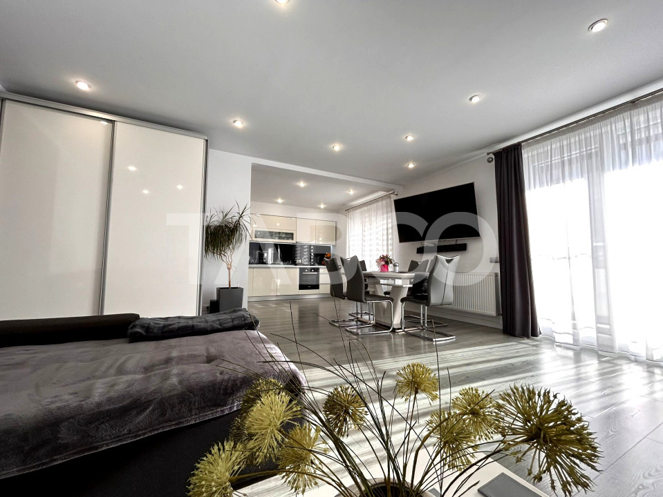 Apartament 3 camere 83 mpu si gradina balcon 2 locuri parcare Selimbar