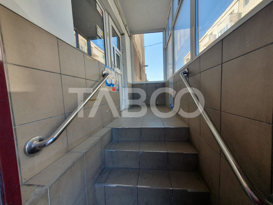 Apartament 3 camere 85 mp utili de vanzare in zona Plopului Fagaras