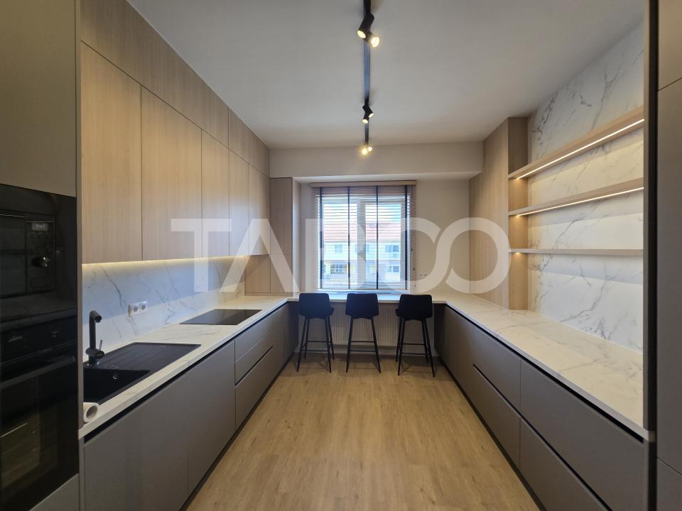 Apartament 3 camere 85 mpu 2 bai bloc cu lift zona Rahovei