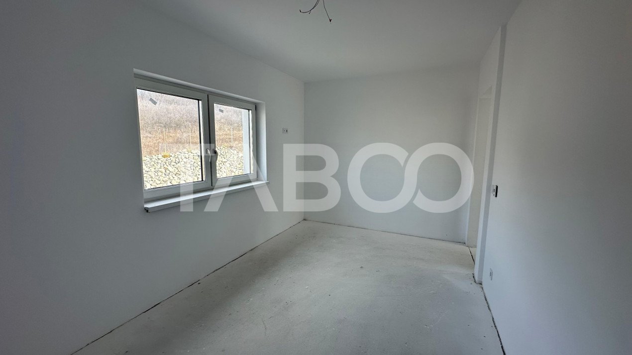 Apartament 3 camere  85 mpu  parcare inclusa in pret balcon  