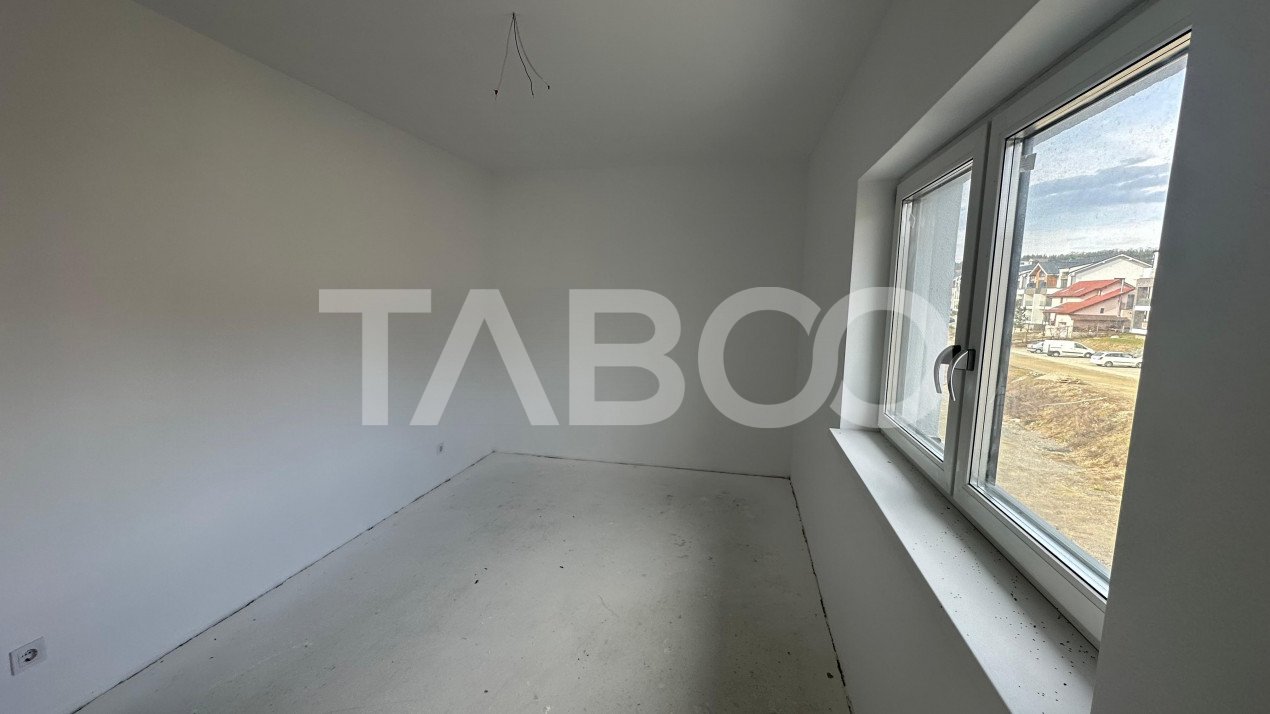 Apartament 3 camere  85 mpu  parcare inclusa in pret balcon  