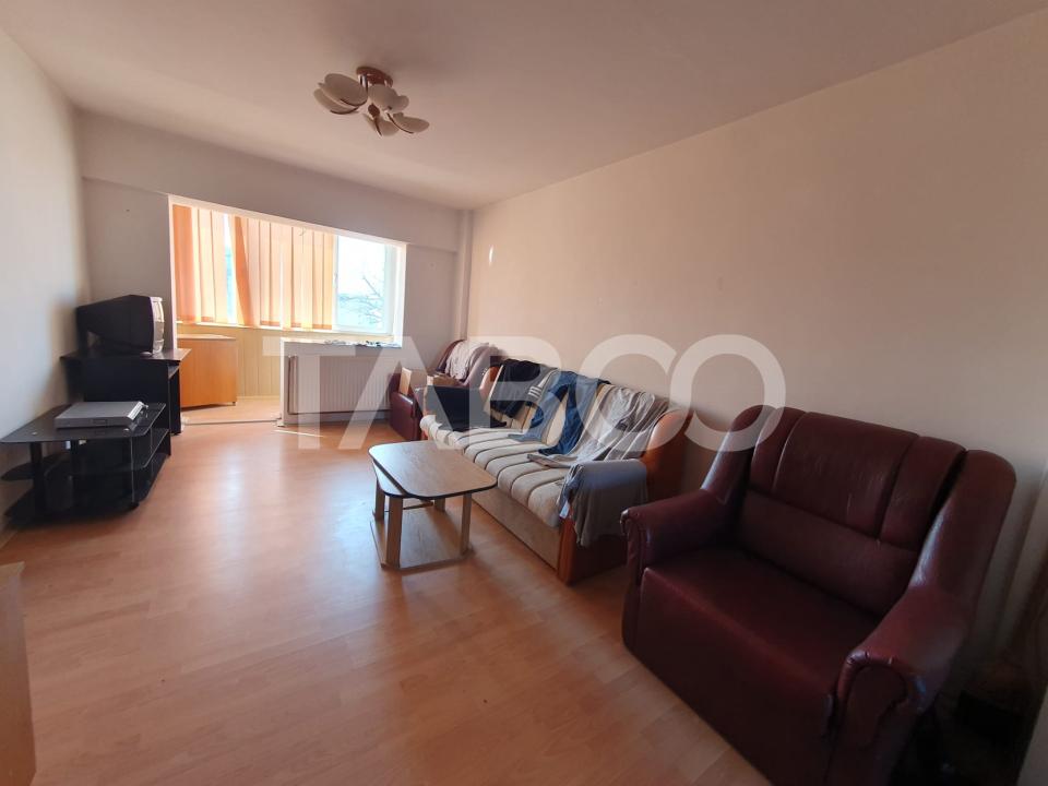 Apartament 3 camere 90 mp 2 balcoane zona Bulevardu Unirii in Fagaras - Bulevardul Unirii