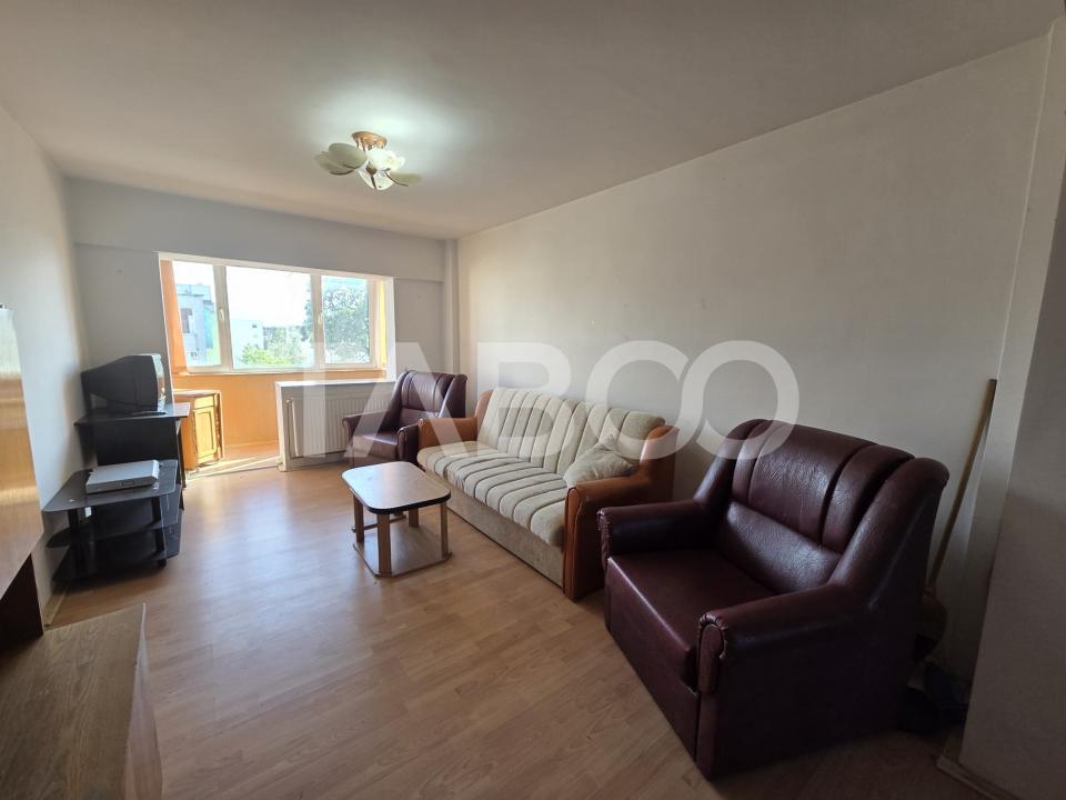 Apartament 3 camere 90 mp 2 balcoane zona Bulevardul Unirii