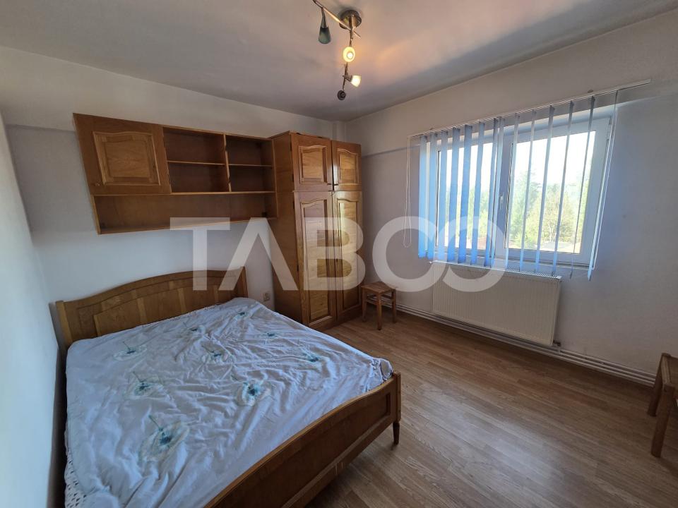 Apartament 3 camere 90 mp 2 balcoane zona Bulevardul Unirii