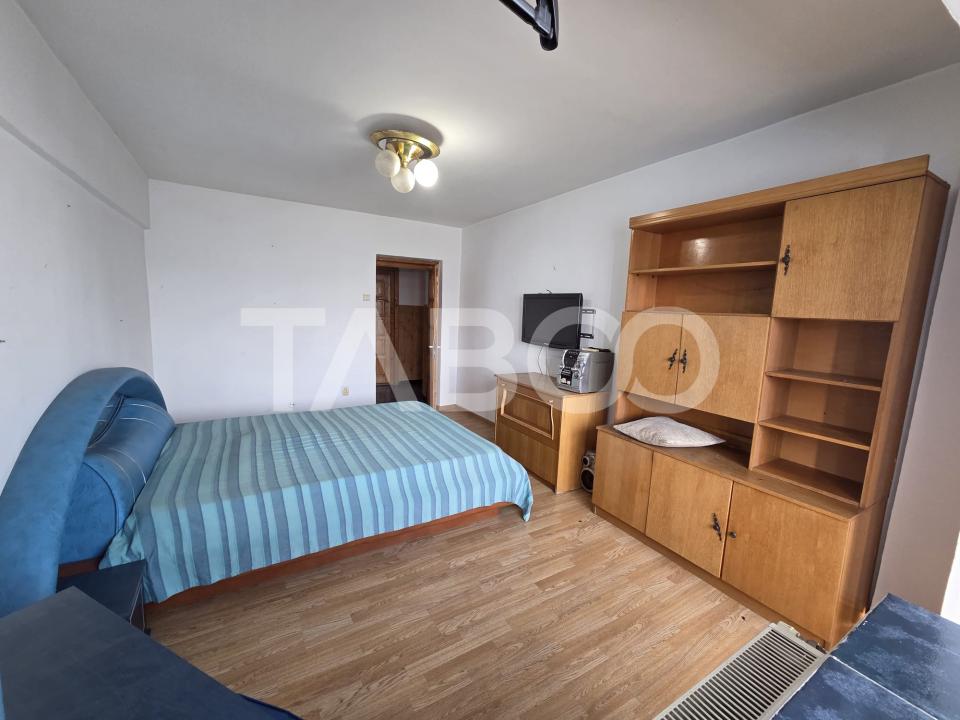 Apartament 3 camere 90 mp 2 balcoane zona Bulevardul Unirii