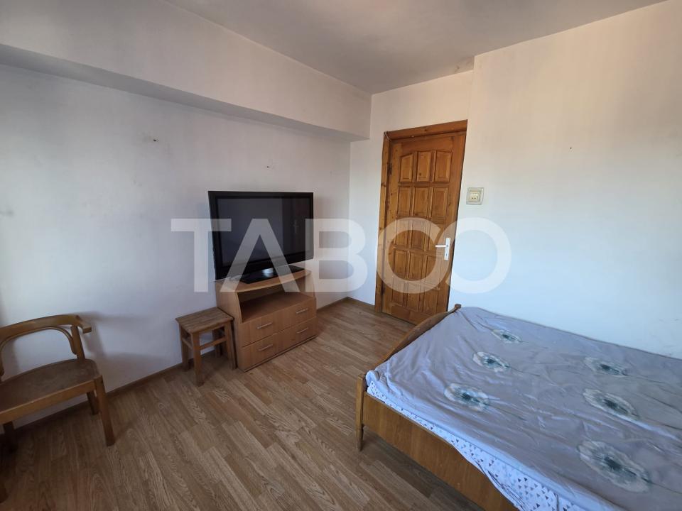 Apartament 3 camere 90 mp 2 balcoane zona Bulevardul Unirii