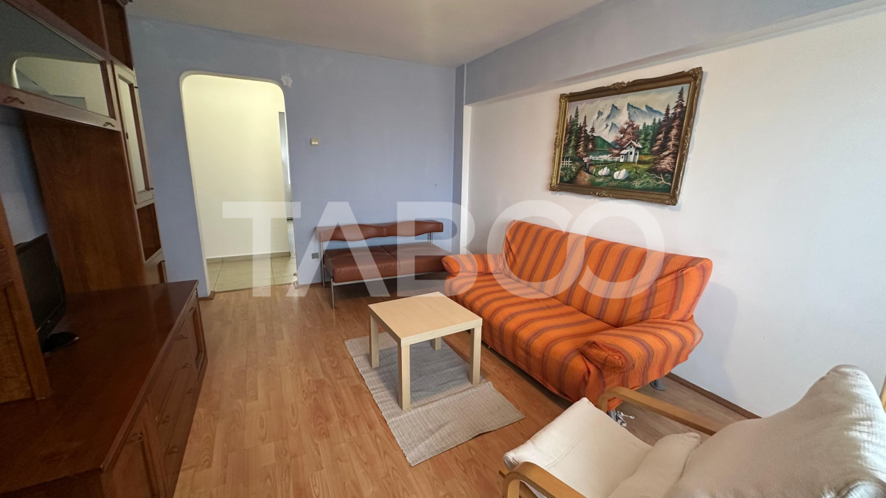 Apartament 3 camere balcon pivnita decomandat zona Lazaret Sibiu