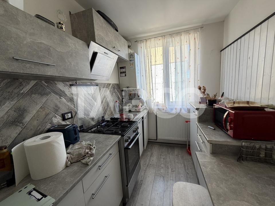 Apartament 3 camere complet mobilat utilat boxa la subsol 47 mpu lift
