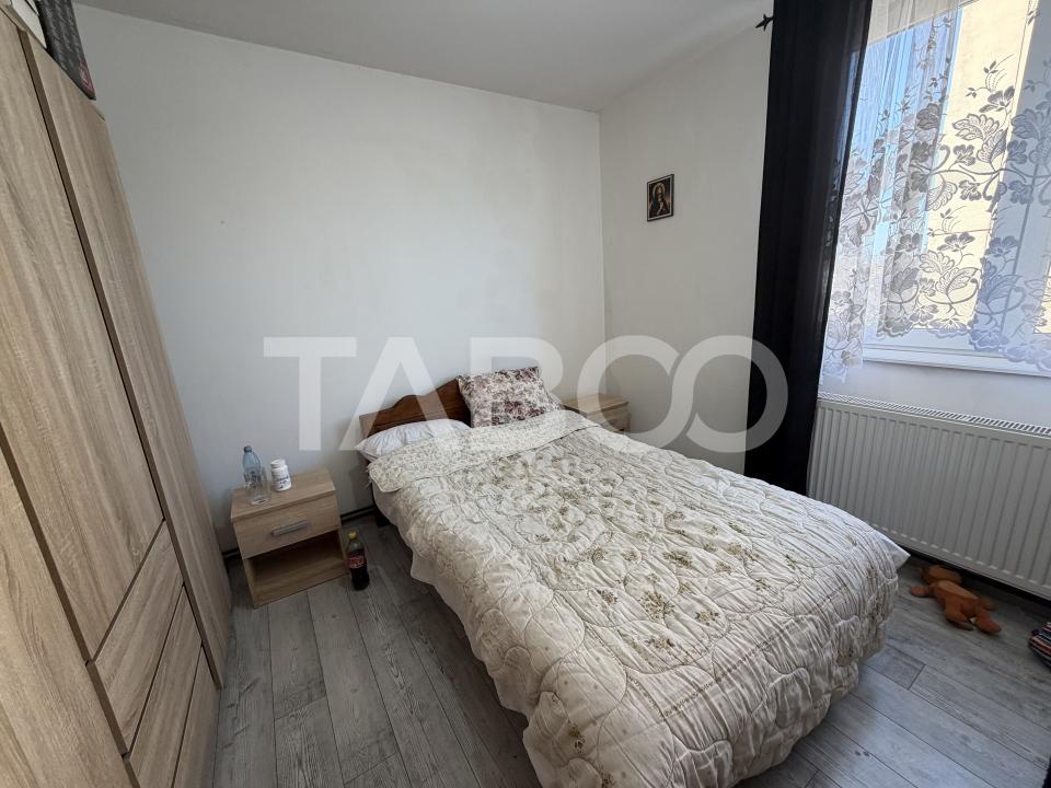 Apartament 3 camere complet mobilat utilat boxa la subsol 47 mpu lift
