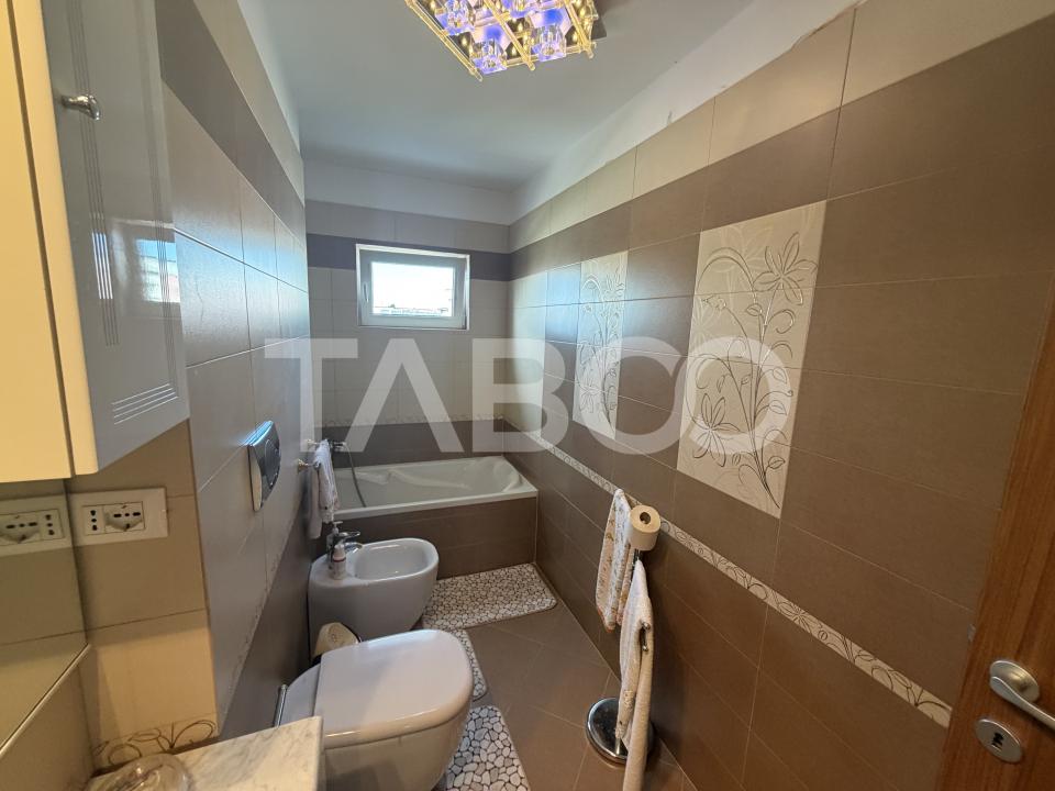 Apartament 3 camere complet renovat mobilat si utilat zona 1 Decembrie