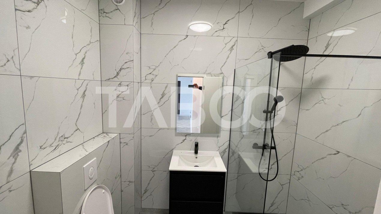 Apartament 3 camere cu balcon de vanzare in Selimbar