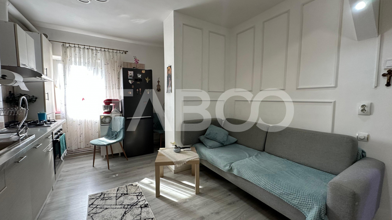 Apartament 3 camere cu balcon pivnita zona Vasile Aaron Sibiu in Sibiu - Oasa