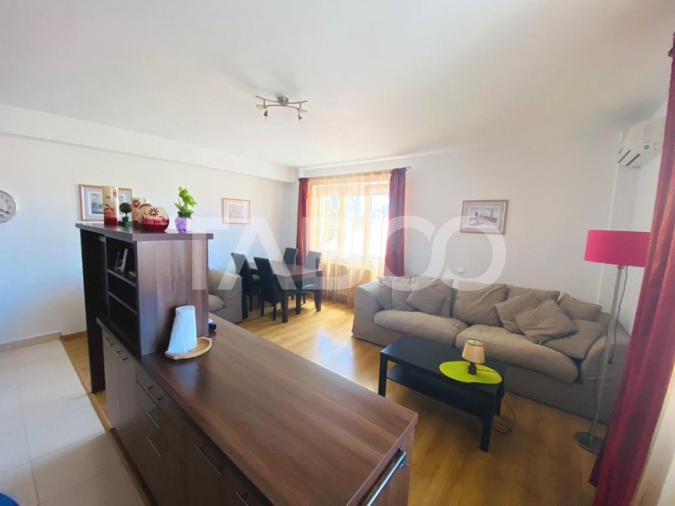 Apartament 3 camere cu garaj de inchiriat 75 mp Parcul Sub Arini Sibiu
