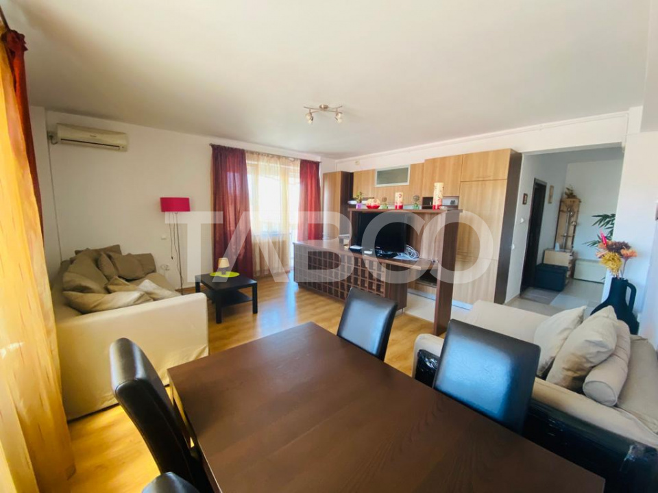Apartament 3 camere cu garaj de inchiriat 75 mp Parcul Sub Arini Sibiu