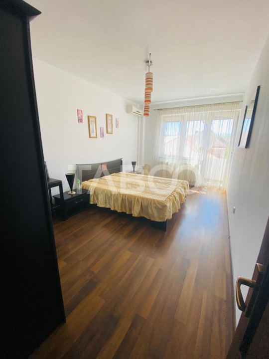 Apartament 3 camere cu garaj de inchiriat 75 mp Parcul Sub Arini Sibiu