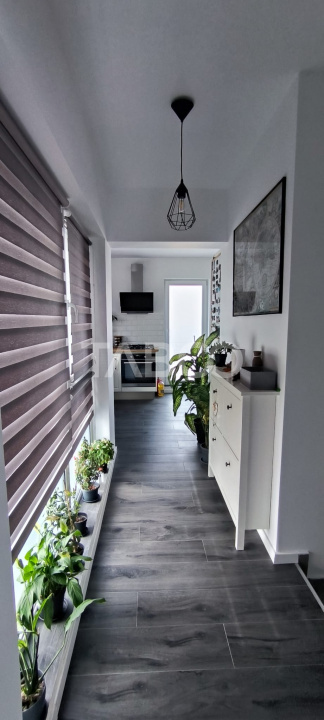 Apartament 3 camere cu terasa de 88 mp de vanzare situat in Floresti