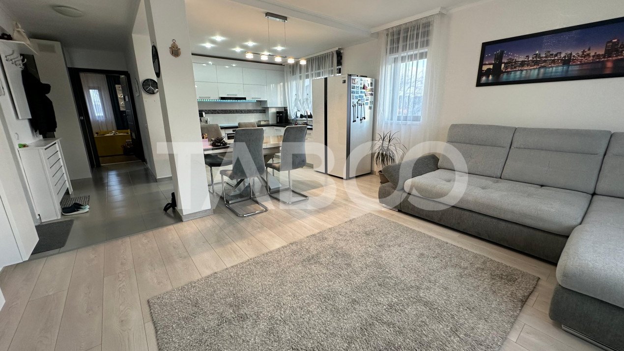 Apartament 3 camere de 70 mpu cu terasa de 70 mp   zona Arhitectilor  in Sibiu - Castelul Peles