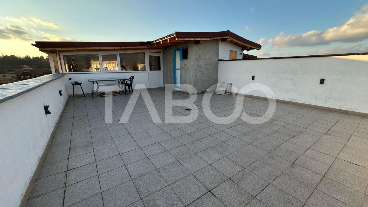 Apartament 3 camere de 70 mpu cu terasa de 70 mp   zona Arhitectilor 