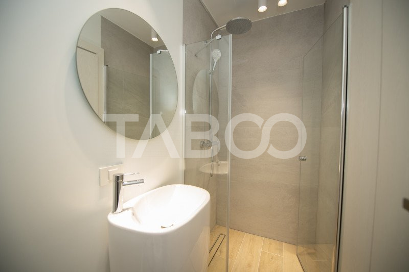 Apartament 3 camere de inchiriat 2 locuri de parcare piscina pe bloc