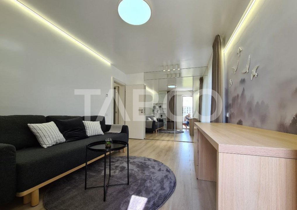 Apartament 3 camere de inchiriat 2 locuri de parcare piscina pe bloc