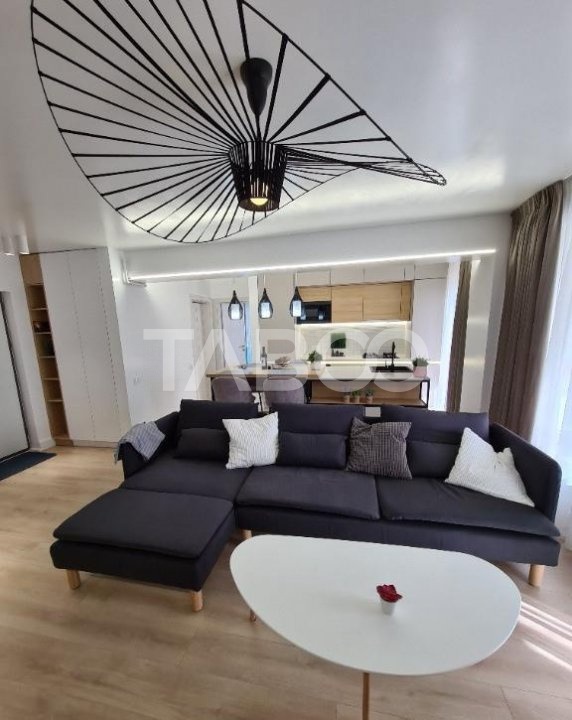 Apartament 3 camere de inchiriat 2 locuri de parcare piscina pe bloc