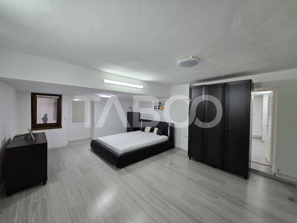 Apartament 3 camere de inchiriat 75 mp 2 dormitoare zona Central Sibiu