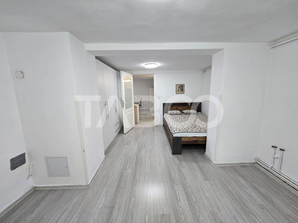 Apartament 3 camere de inchiriat 75 mp 2 dormitoare zona Central Sibiu