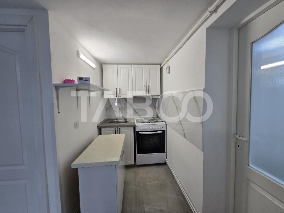 Apartament 3 camere de inchiriat 75mp 2 dormitoare zona Central Sibiu