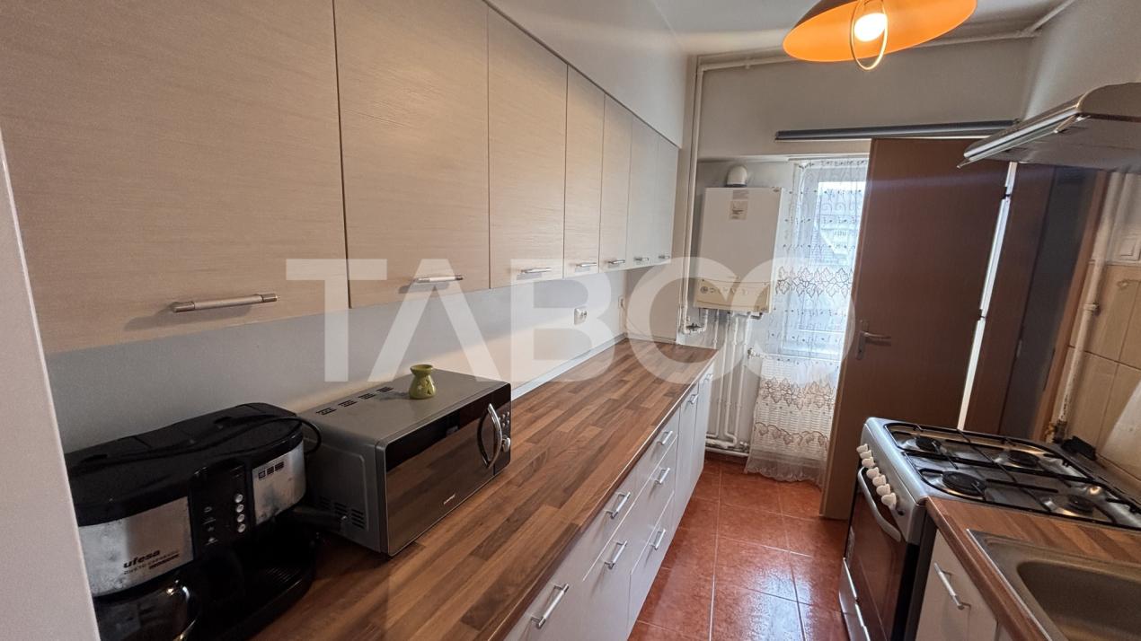 Apartament 3 camere de inchiriat complet mobilat utilat Turnisor