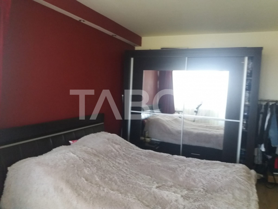 Apartament 3 camere de inchiriat decomandat 100 mp zona Turnisor Sibiu