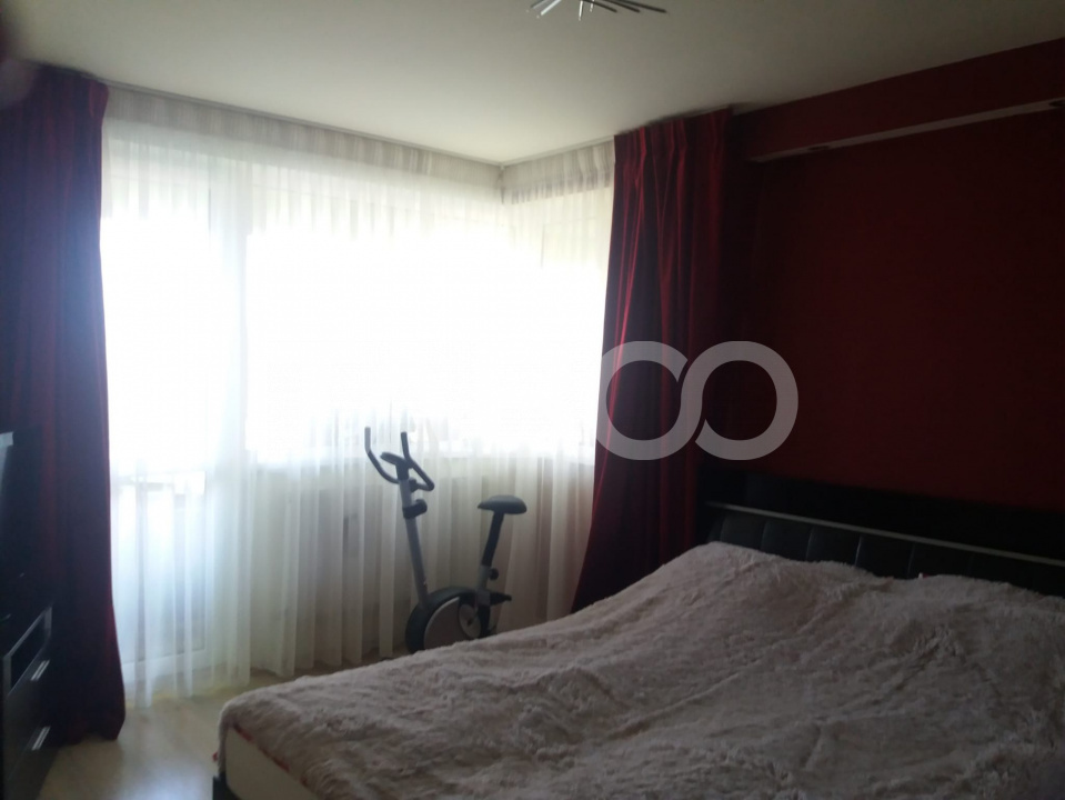 Apartament 3 camere de inchiriat decomandat 100 mp zona Turnisor Sibiu