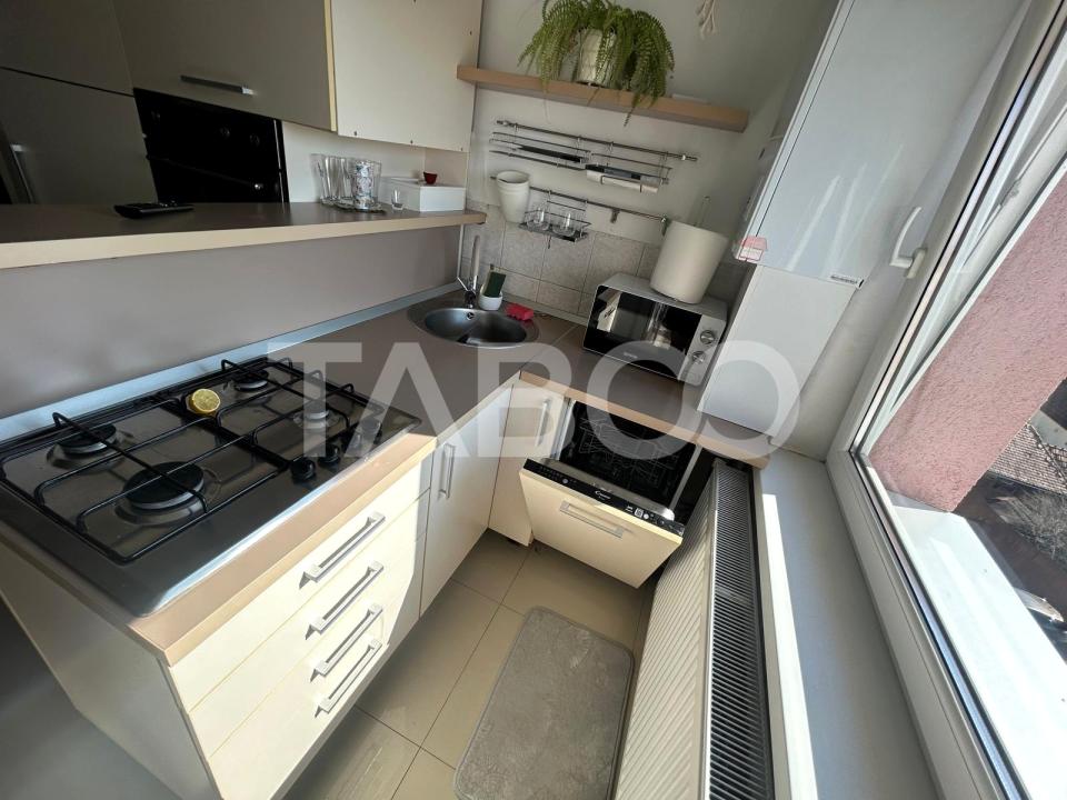 Apartament 3 camere de inchiriat decomandat 65 mp zona Turnisor