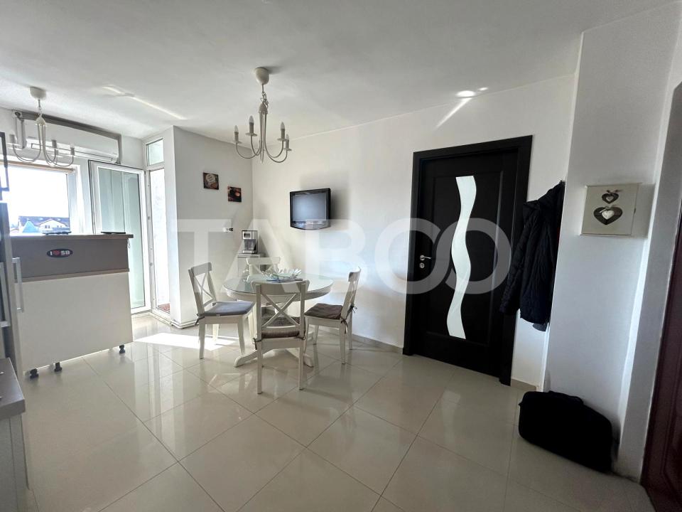 Apartament 3 camere de inchiriat decomandat 65 mp zona Turnisor