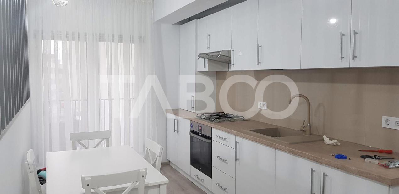 Apartament 3 camere de inchiriat decomandat 80 mpu cu parcare privata 