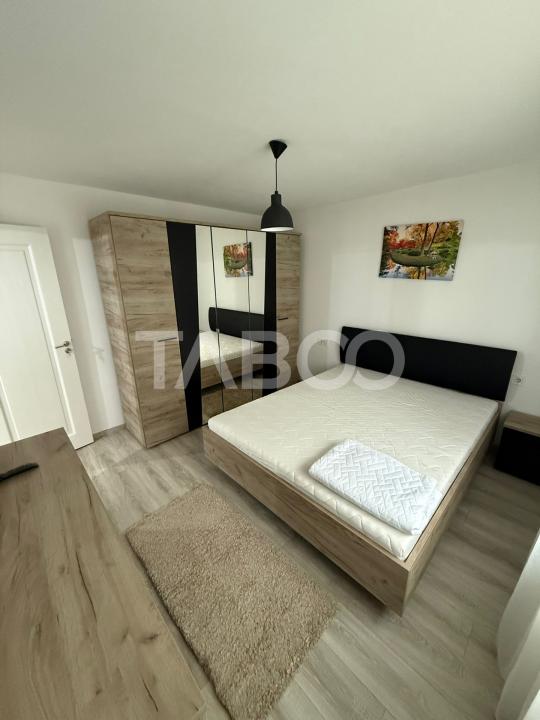 Apartament 3 camere de inchiriat decomandat 80 mpu cu parcare privata 