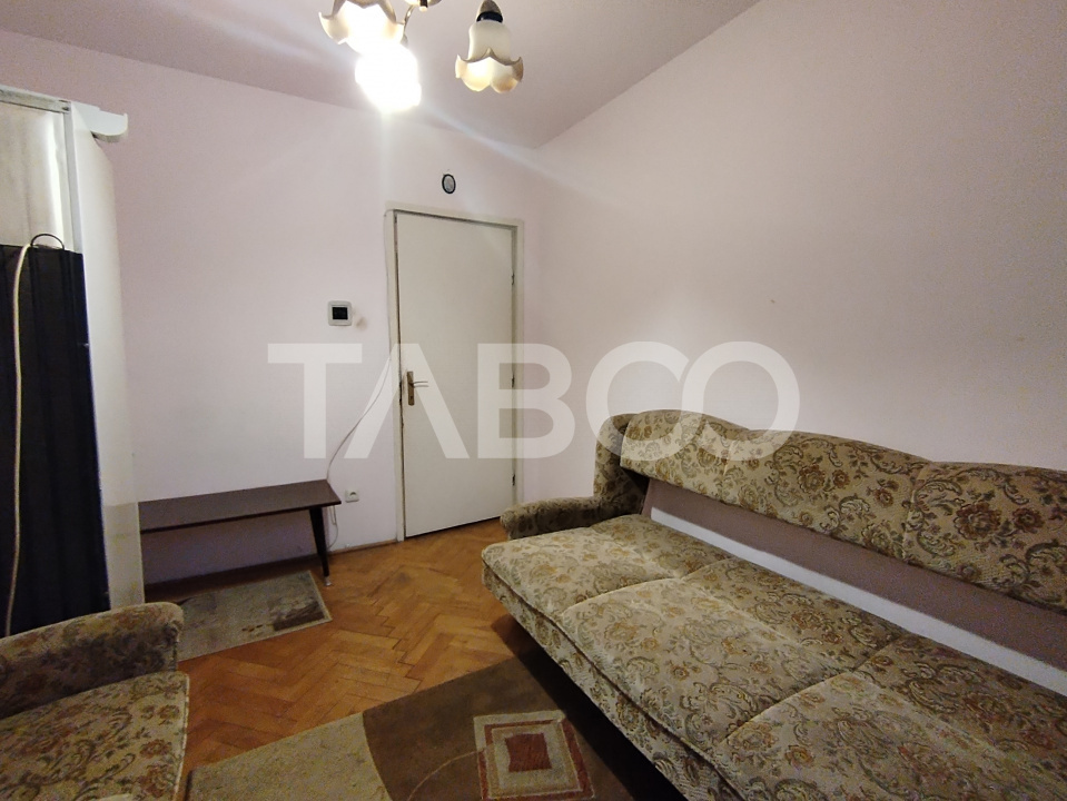 Apartament 3 camere de inchiriat etaj intermediar mobilat utilat