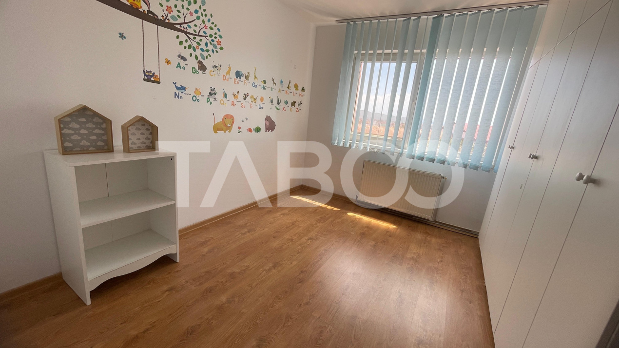 Apartament 3 camere de inchiriat Vasile Aaron-mobilat si utilat