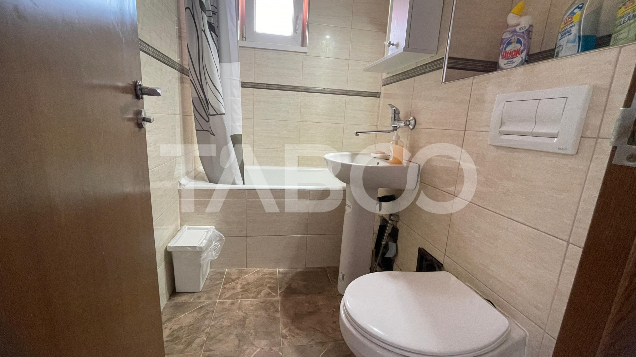 Apartament 3 camere de inchiriat Vasile Aaron-mobilat si utilat