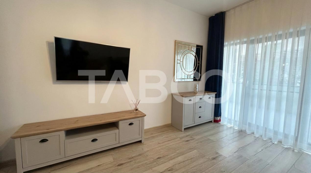 Apartament 3 camere de lux decomandat 83mp cu terasa de 25 mp 