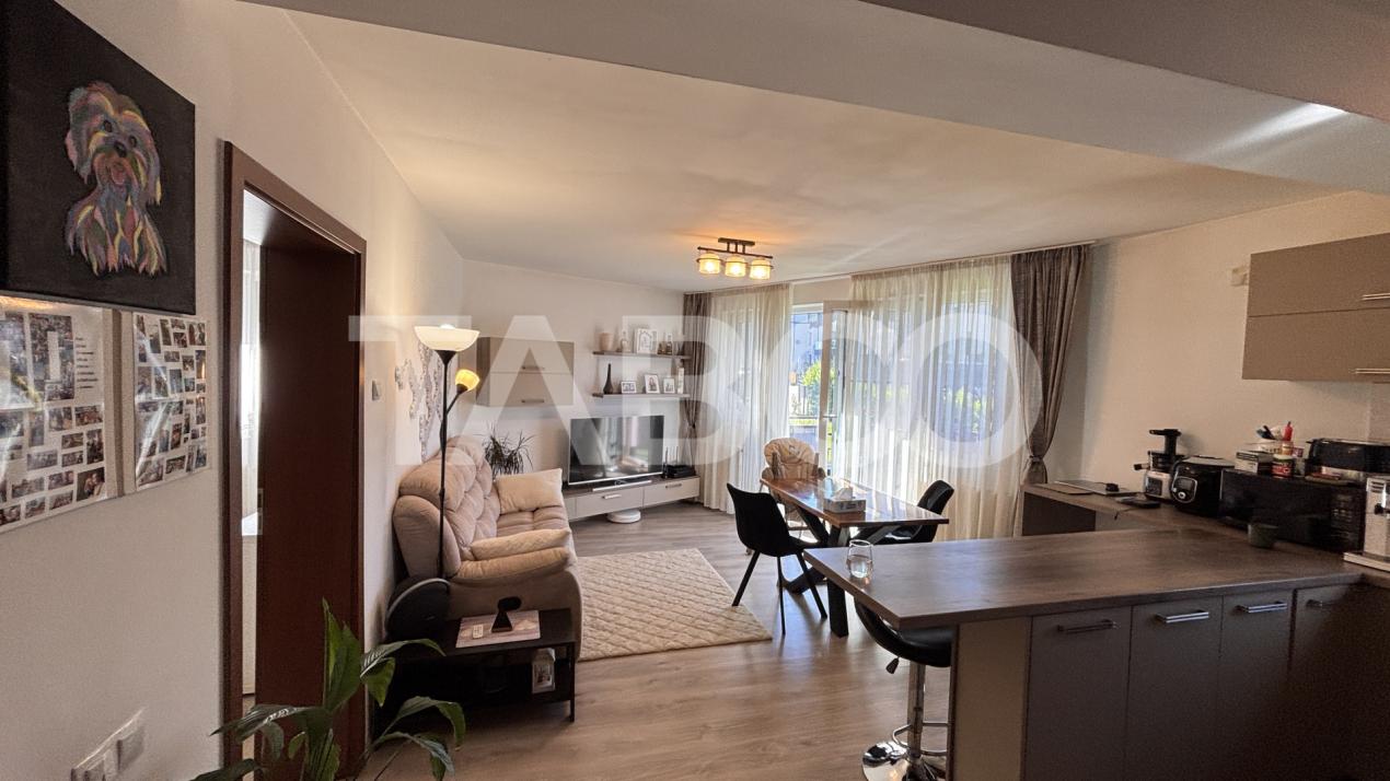Apartament 3 camere de vanzare 65mpu cu loc de parcare 