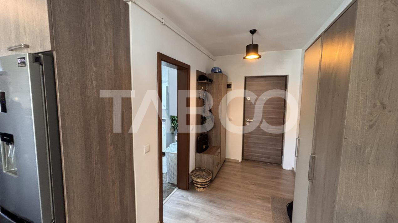 Apartament 3 camere de vanzare 65mpu cu loc de parcare 