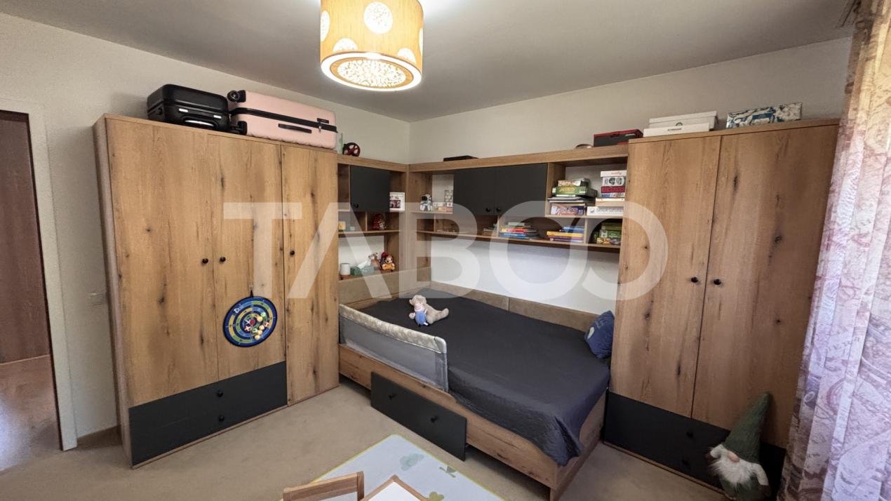 Apartament 3 camere de vanzare 65mpu cu loc de parcare 