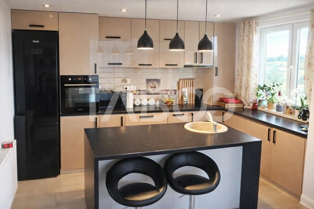 Apartament 3 camere de vanzare 76mpu 2 bai 2 parcari Zona Brana