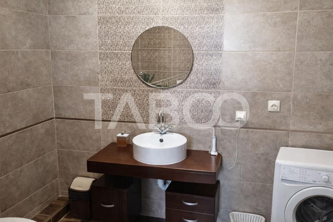 Apartament 3 camere de vanzare 76mpu 2 bai 2 parcari Zona Brana